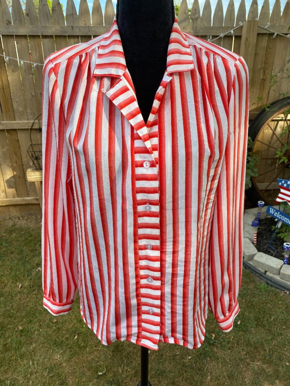 Vintage Pykettes Long Sleeve Button up Red and White Striped Polyester Blouse La